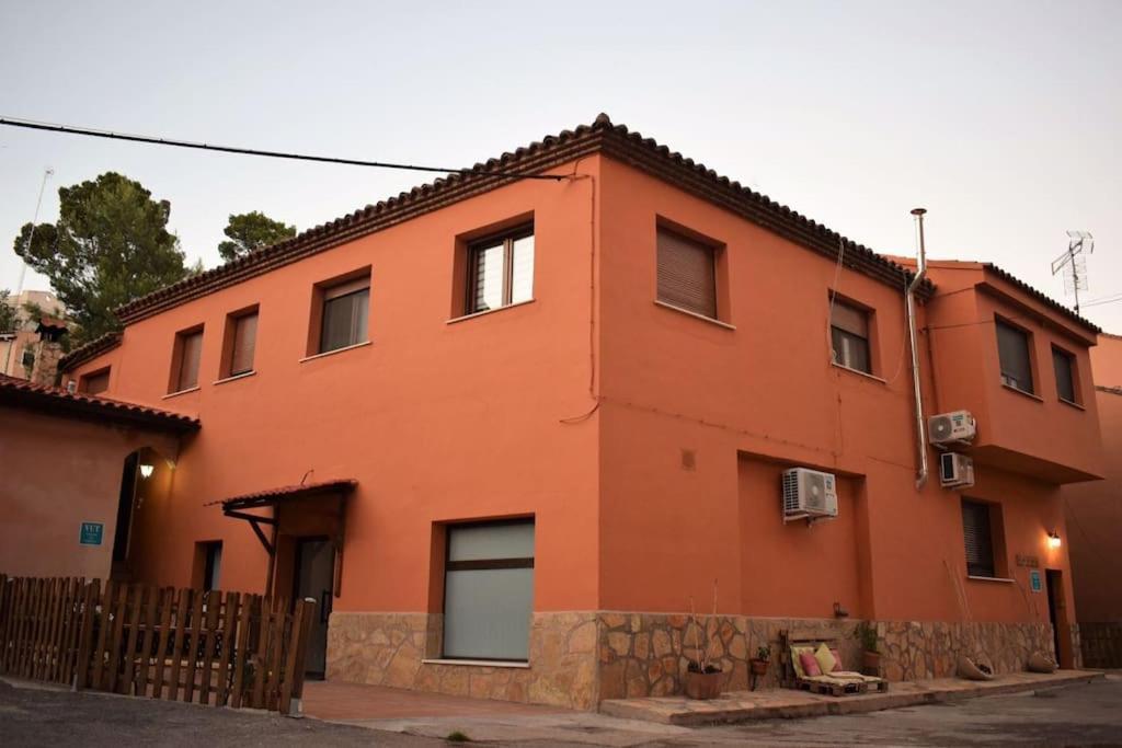 La Buhardilla. Aparcamiento Exterior Privado Apartamento Teruel Exterior foto