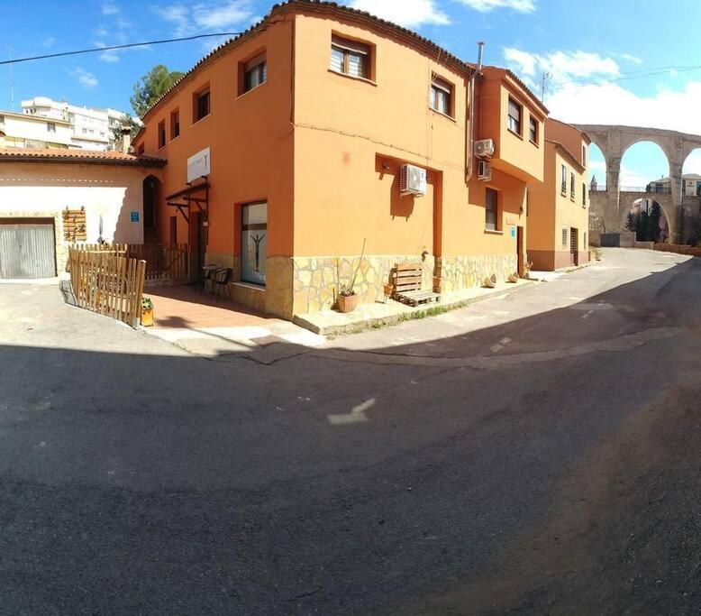La Buhardilla. Aparcamiento Exterior Privado Apartamento Teruel Exterior foto