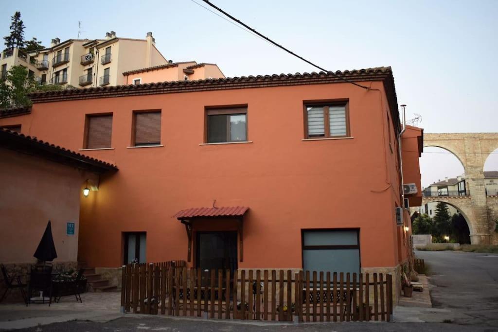 La Buhardilla. Aparcamiento Exterior Privado Apartamento Teruel Exterior foto