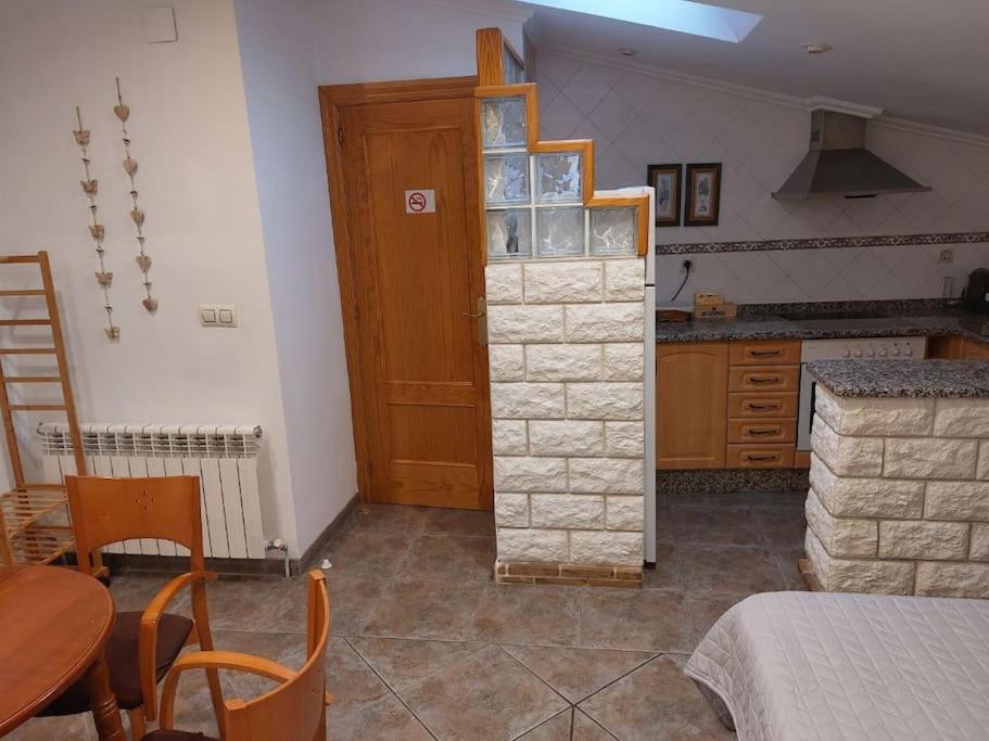 La Buhardilla. Aparcamiento Exterior Privado Apartamento Teruel Exterior foto
