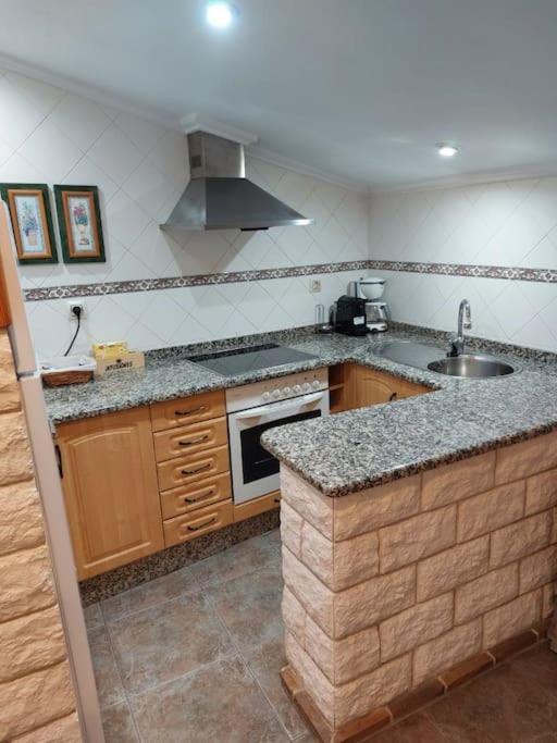 La Buhardilla. Aparcamiento Exterior Privado Apartamento Teruel Exterior foto