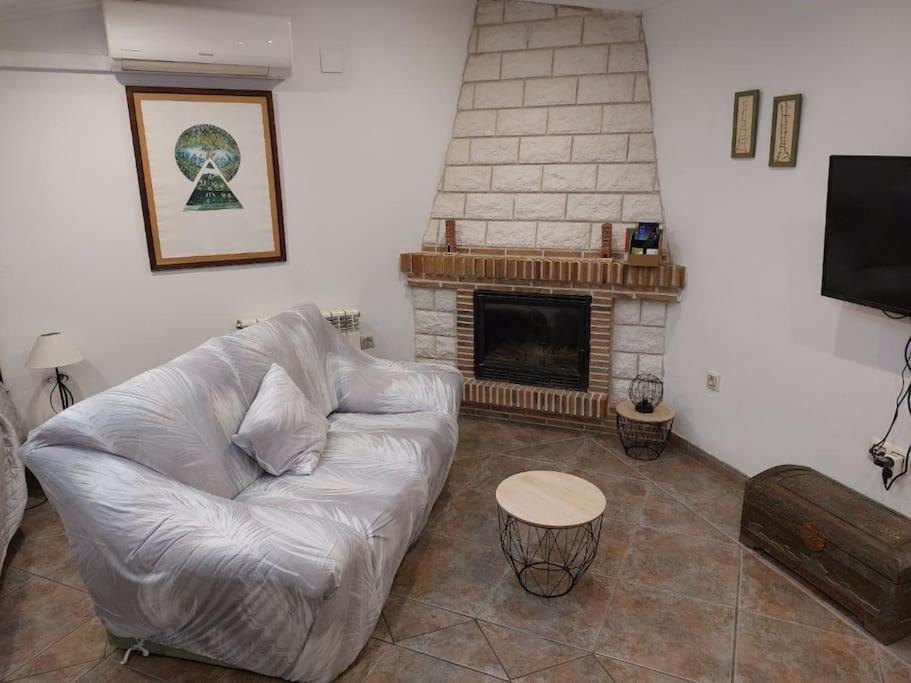 La Buhardilla. Aparcamiento Exterior Privado Apartamento Teruel Exterior foto