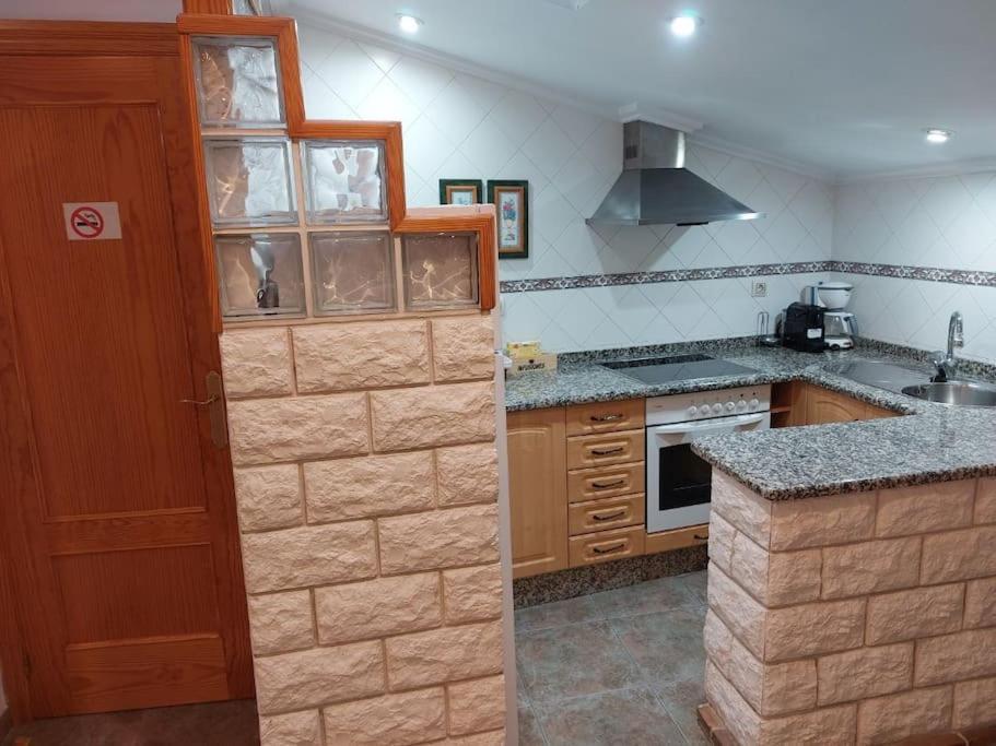 La Buhardilla. Aparcamiento Exterior Privado Apartamento Teruel Exterior foto