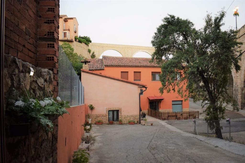 La Buhardilla. Aparcamiento Exterior Privado Apartamento Teruel Exterior foto
